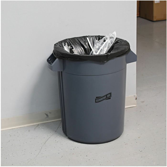 Genuine Joe Heavy-Duty Trash Can Liners Medium Size - 30 Gal Capacity - 30" Width X 36" Length - 1.50 Mil (38 Micron) Thickness - Low Density - Black - 100/Carton